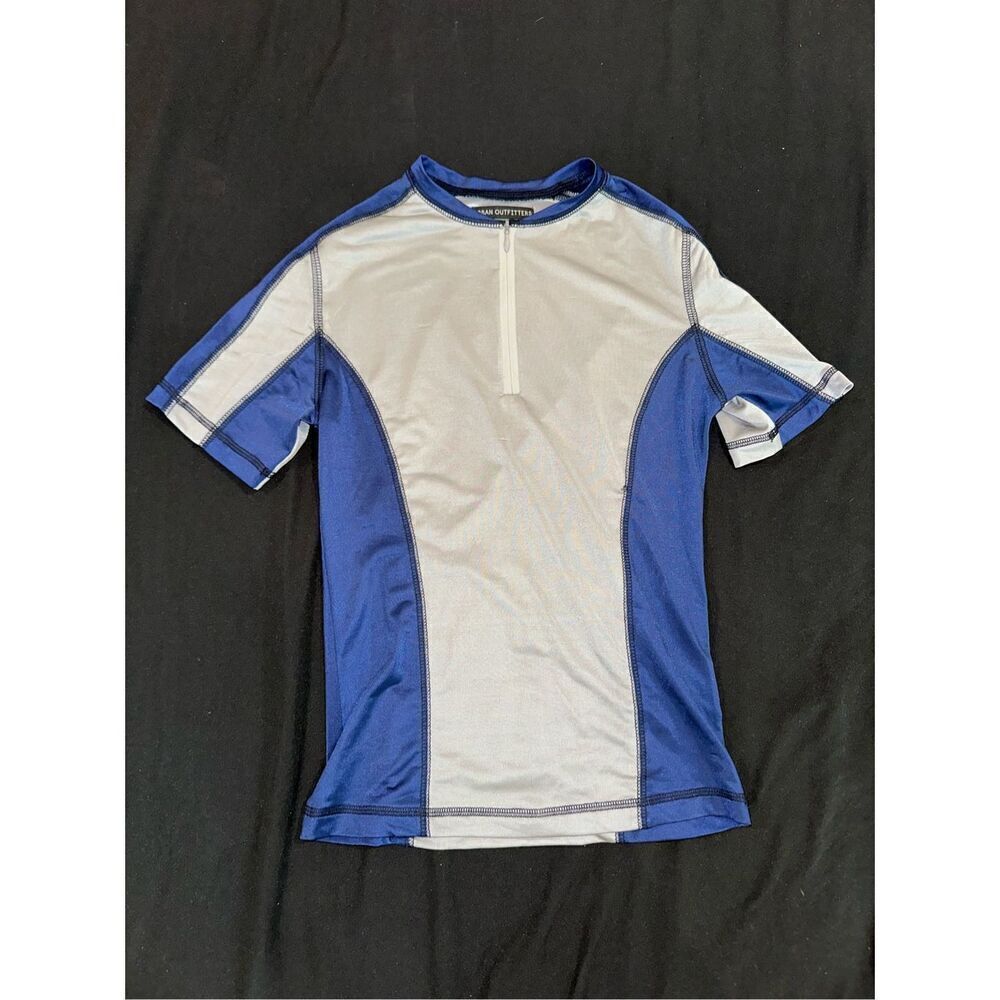 Women’s short sleeve silver and blue size XS urban outfitters